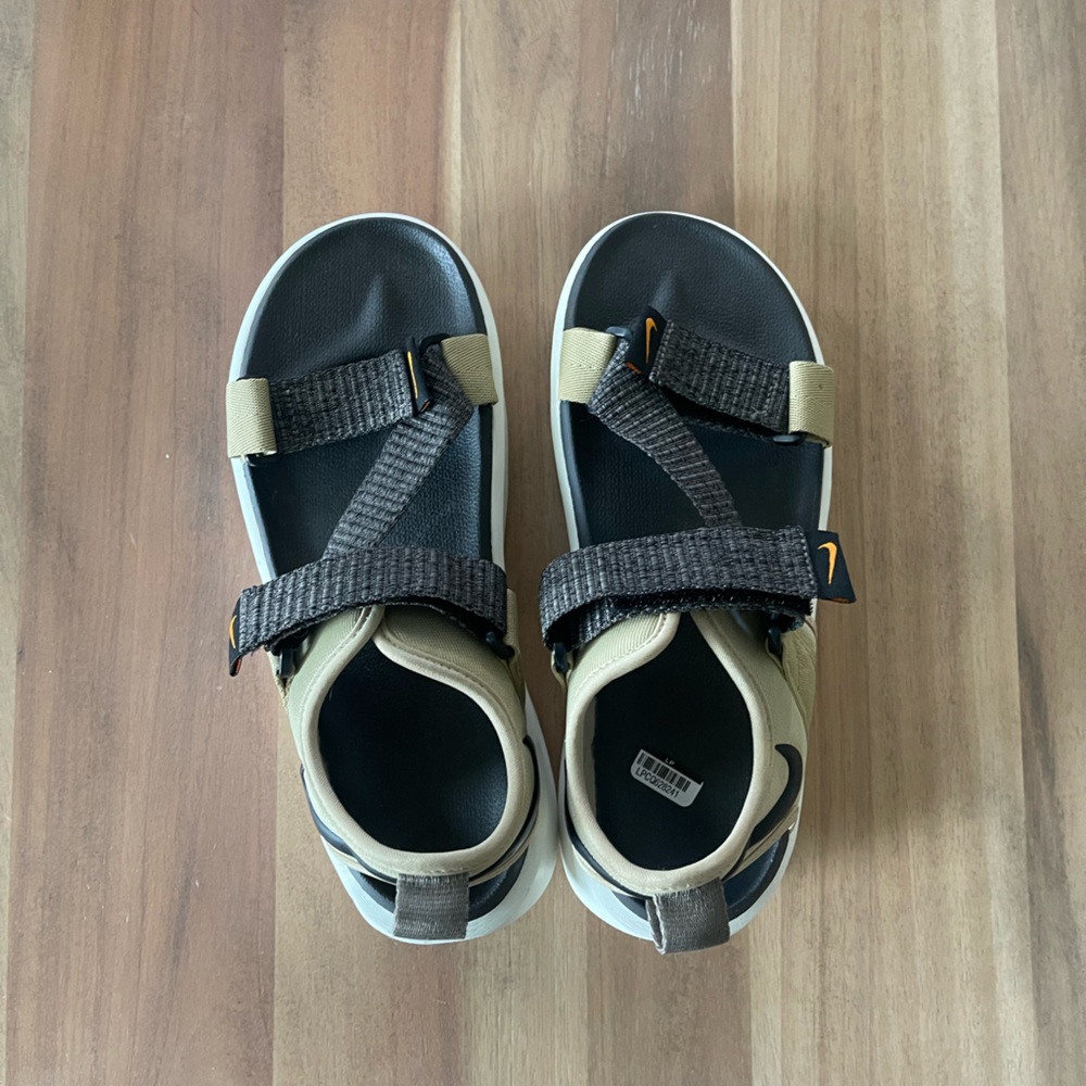 COPY - Nike sandals